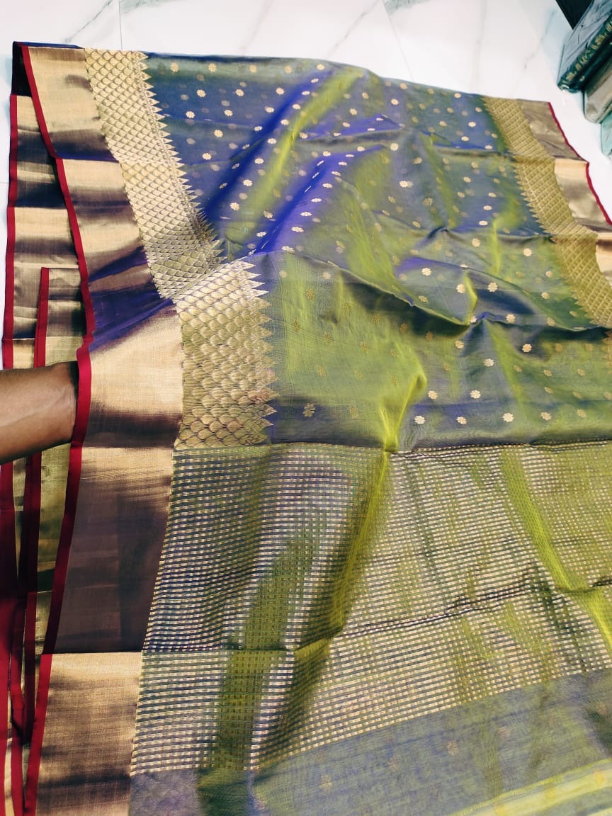 Handwoven Gold Dual tone Blue Green with Gold Zari Buttas and Fish Scale Border Organza Chanderi Katan Silk Saree - Authentic Chanderi silk sarees Chanderi Saree - View 1