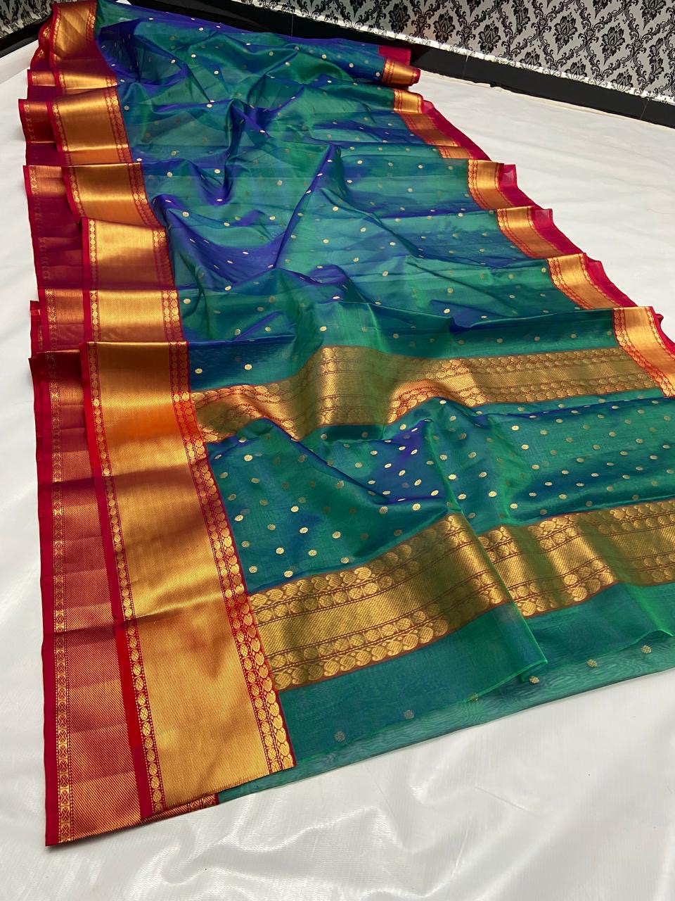 Handwoven Gold Emerald Green with Gold Zari Border and Red Contrast Organza Chanderi Katan Silk Saree - Authentic Chanderi silk sarees Chanderi Saree