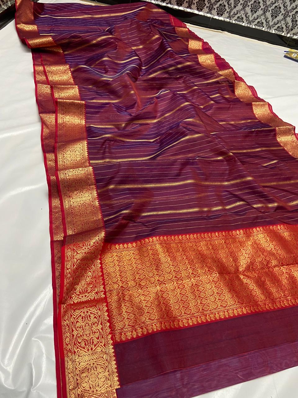 Handwoven Maroon Royal Deep Wine and Maroon with Antique Gold Zari Border and Pallu organza Chanderi Katan Silk Saree - Authentic Chanderi silk sarees Chanderi Saree - View 1