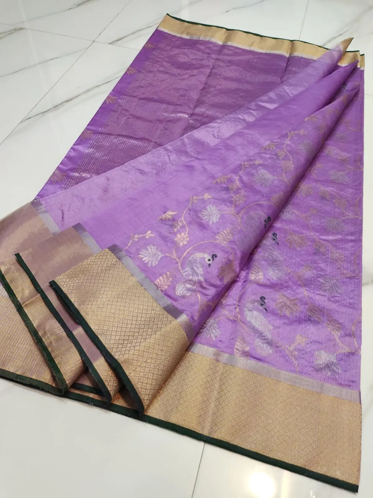 Handwoven Amethyst Haze & Antique Gold Amethyst Haze & Antique Gold Pattu Silk Saree - Authentic Chanderi Silk Saree Chanderi Saree - View 2