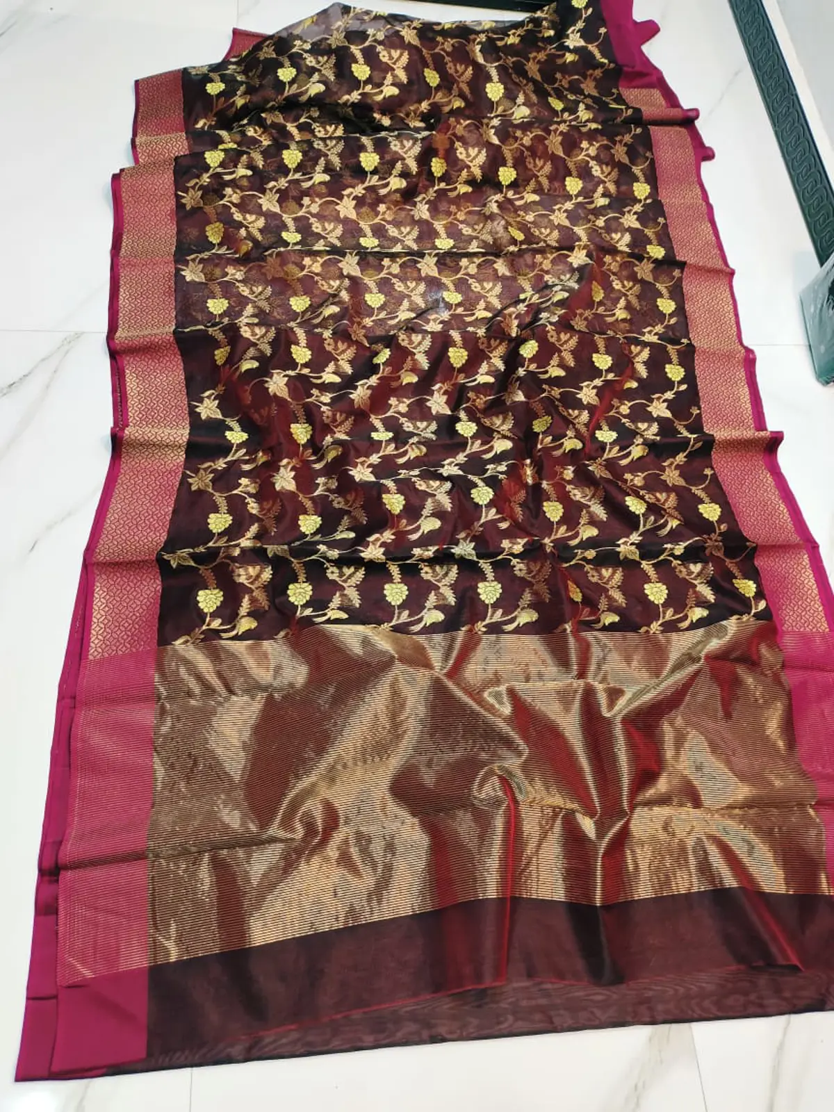 Handwoven Aubergine & Rani Pink with Antique Gold Zari Aubergine & Rani Pink with Antique Gold Zari Pattu Silk Saree - Authentic Chanderi Silk Saree Chanderi Saree
