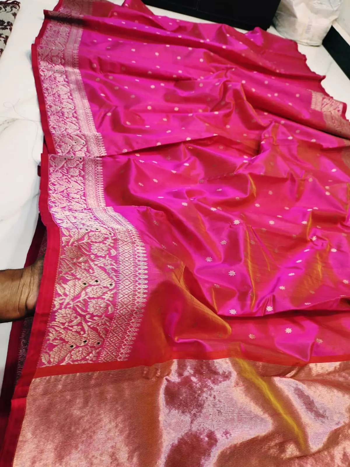 Handwoven Cerise Radiance & Heirloom Gold Cerise Radiance with Heirloom Gold Zari Weave Pattu Silk - Authentic Chanderi Silk Saree Chanderi Saree