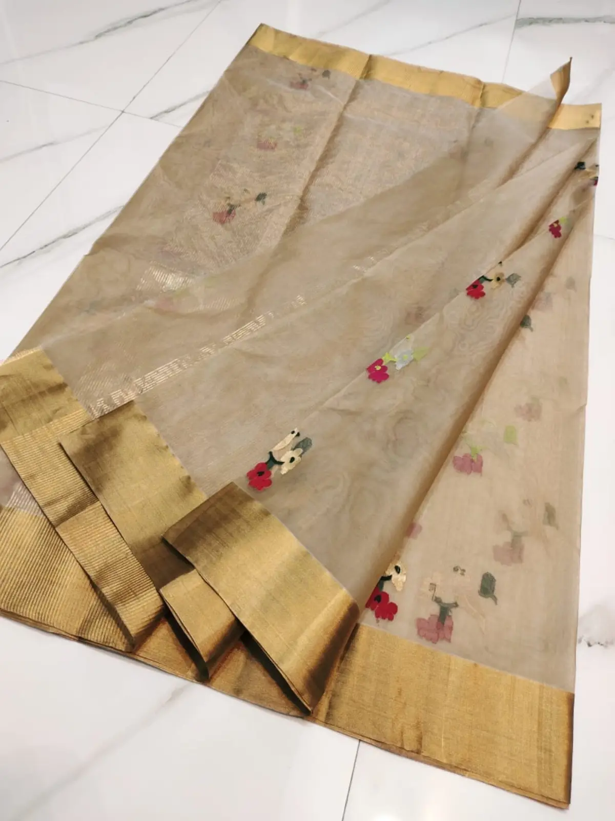 Handwoven Champagne Blossom & Antique Gold Champagne Blossom and Antique Gold Champagne Blossom with Golden Zari Birds Chanderi Silk - Authentic Chanderi Silk Saree Chanderi Saree - View 3