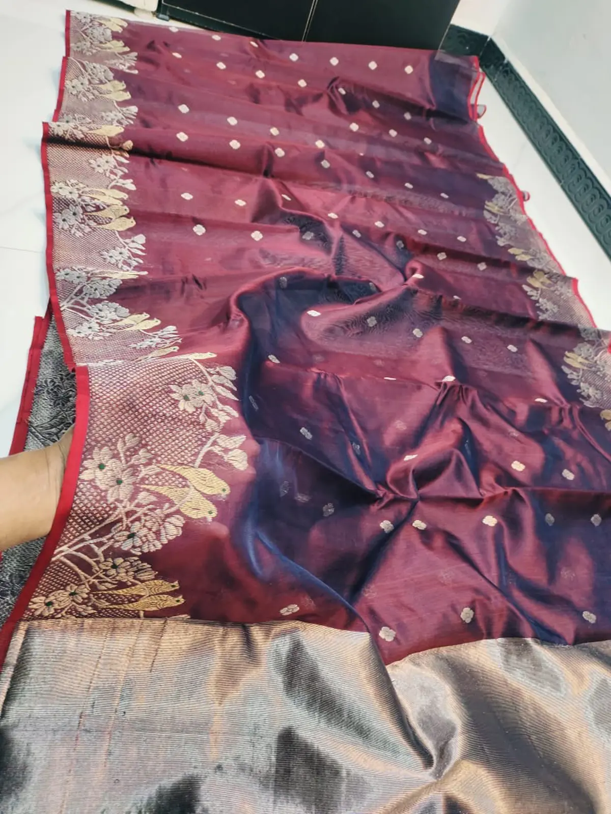 Handwoven Deep Wine with Antique Zari Deep Wine with Antique Zari Pattu Silk Saree - Authentic Chanderi Silk Saree Chanderi Saree