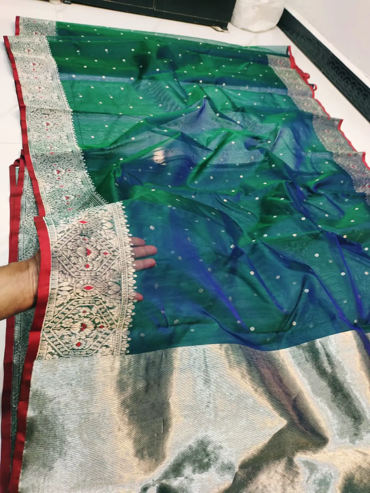 Handwoven Emerald Green & Sapphire Blue Ombre with Antique Silver Zari Emerald and Sapphire Ombre with Antique Silver Zari Border Chanderi Silk - Authentic Chanderi Silk Saree Chanderi Saree - View 1
