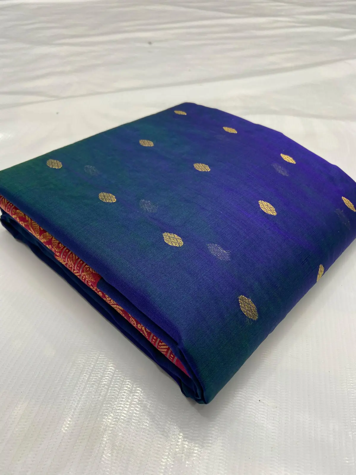 Handwoven Emerald Twilight & Royal Sapphire with Fuchsia Accents Emerald Twilight to Royal Sapphire with Gold Zari Bootis and Fuchsia Border Kataan Silk - Authentic Chanderi Silk Saree Chanderi Saree