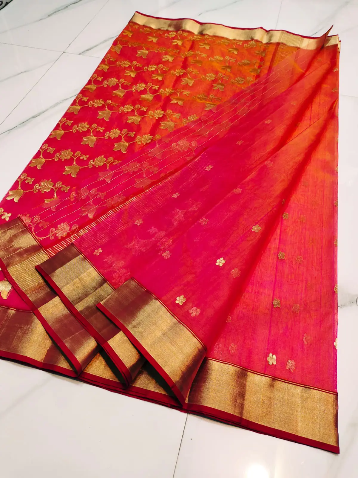 Handwoven Fuchsia & Gilded Gold Fuchsia Radiance with Gilded Botanical Weave Chanderi Silk - Authentic Chanderi Silk Saree Chanderi Saree - View 4