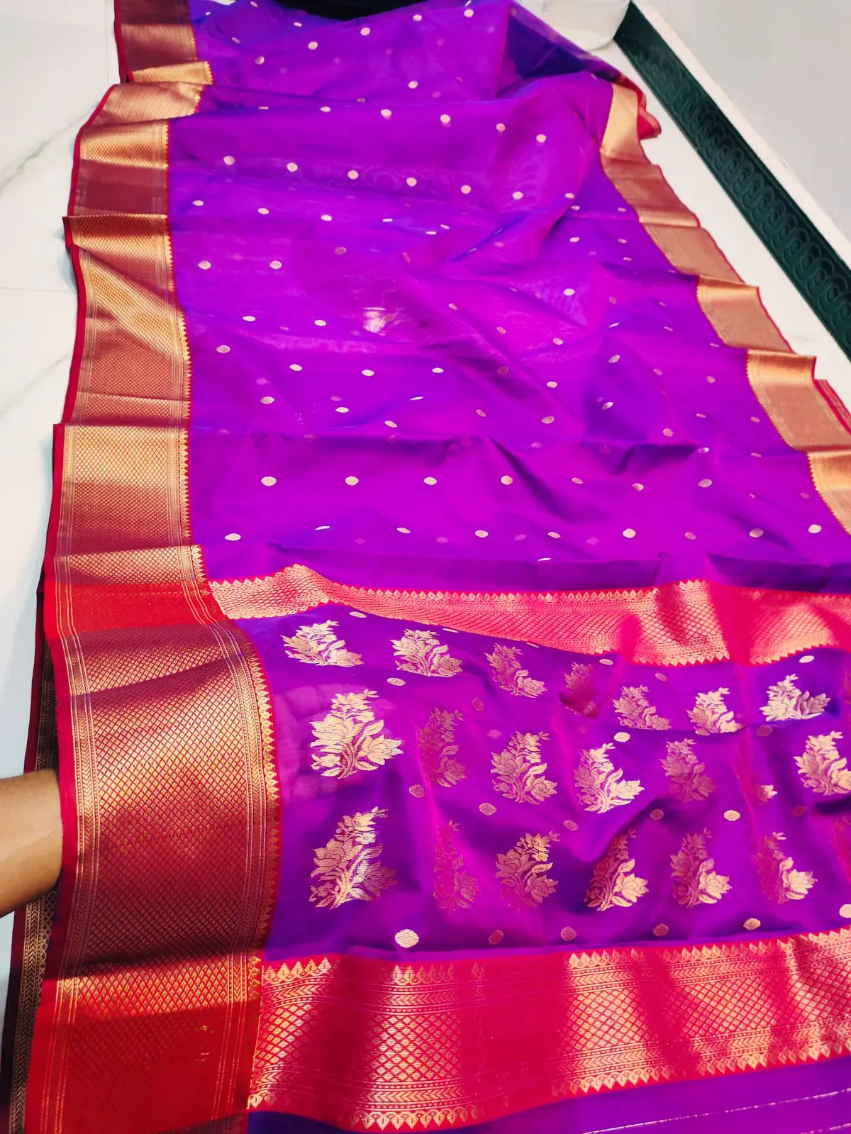 Handwoven Imperial Magenta & Ruby Red Imperial Magenta with Ruby Red Kadiyal Border and Gold Zari Buttis Chanderi Silk - Authentic Chanderi Silk Saree Chanderi Saree