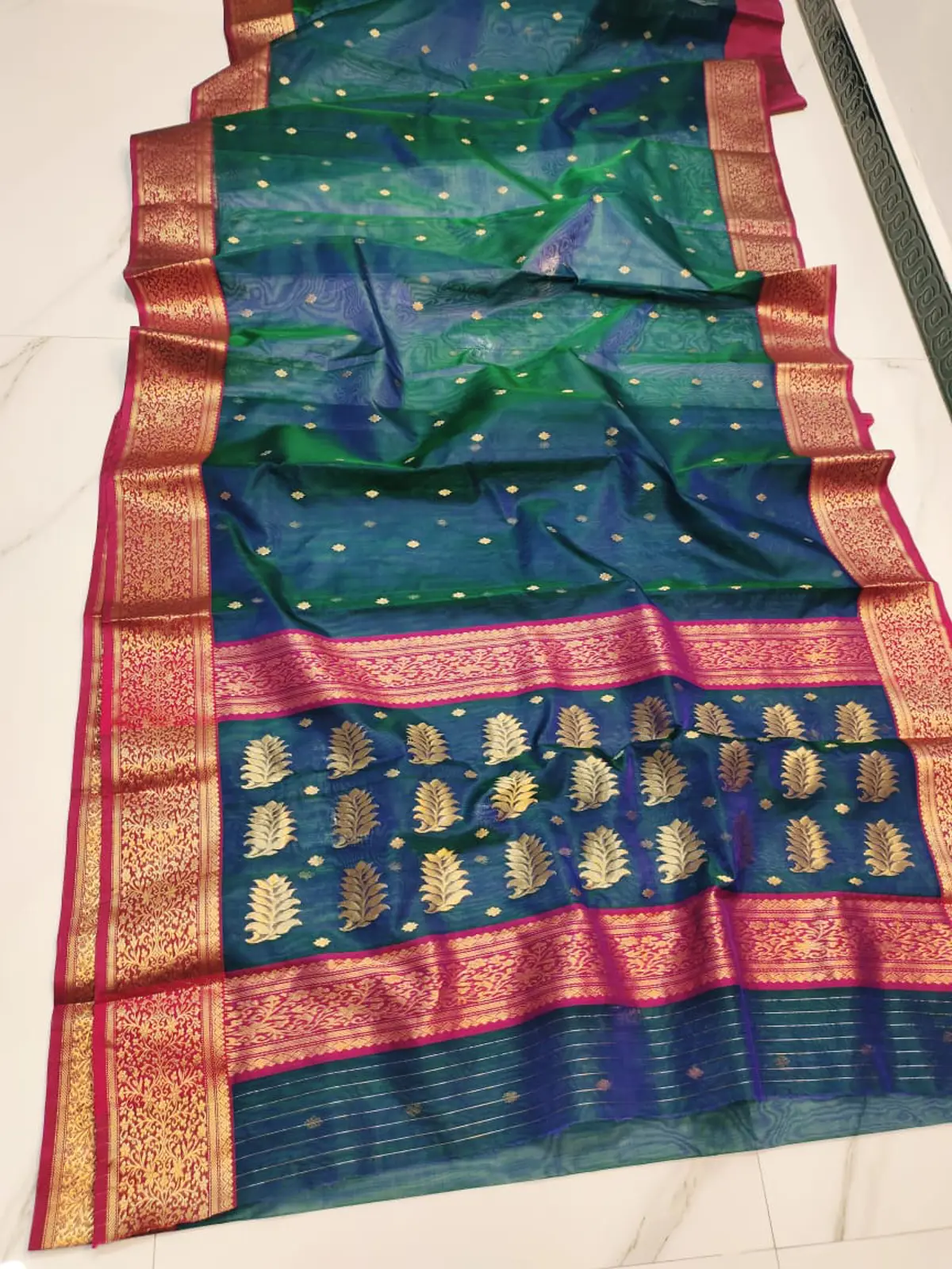 Handwoven Peacock Teal & Rose Pink with Antique Gold Peacock Teal with Rose Pink and Gold Zari Border Chanderi Silk - Authentic Chanderi Silk Saree Chanderi Saree - View 3