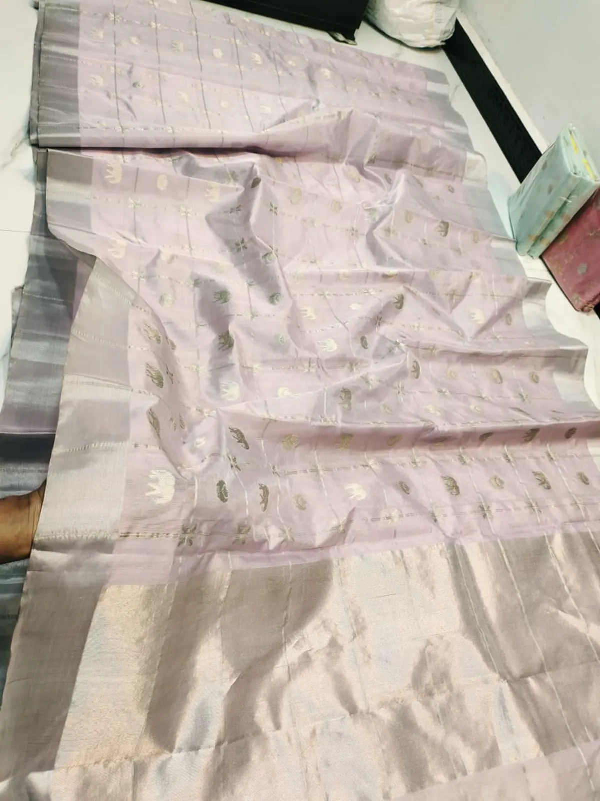 Handwoven Powder Pink & Silver Powder Pink with Elephant Motifs Zari Pattu Silk - Authentic Chanderi Silk Saree Chanderi Saree - View 1