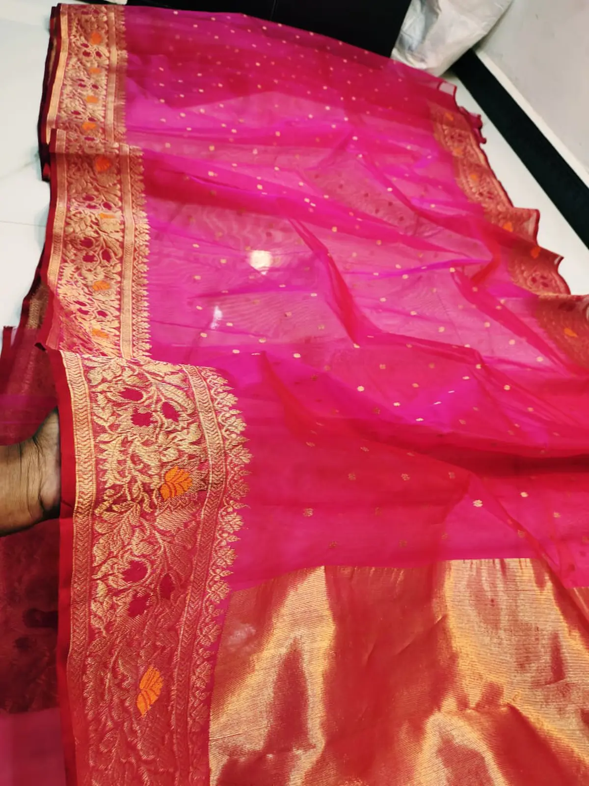 Handwoven Rani Pink & Antique Gold Rani Pink with Opulent Gold Zari Weave Kataan Silk - Authentic Chanderi Silk Saree Chanderi Saree