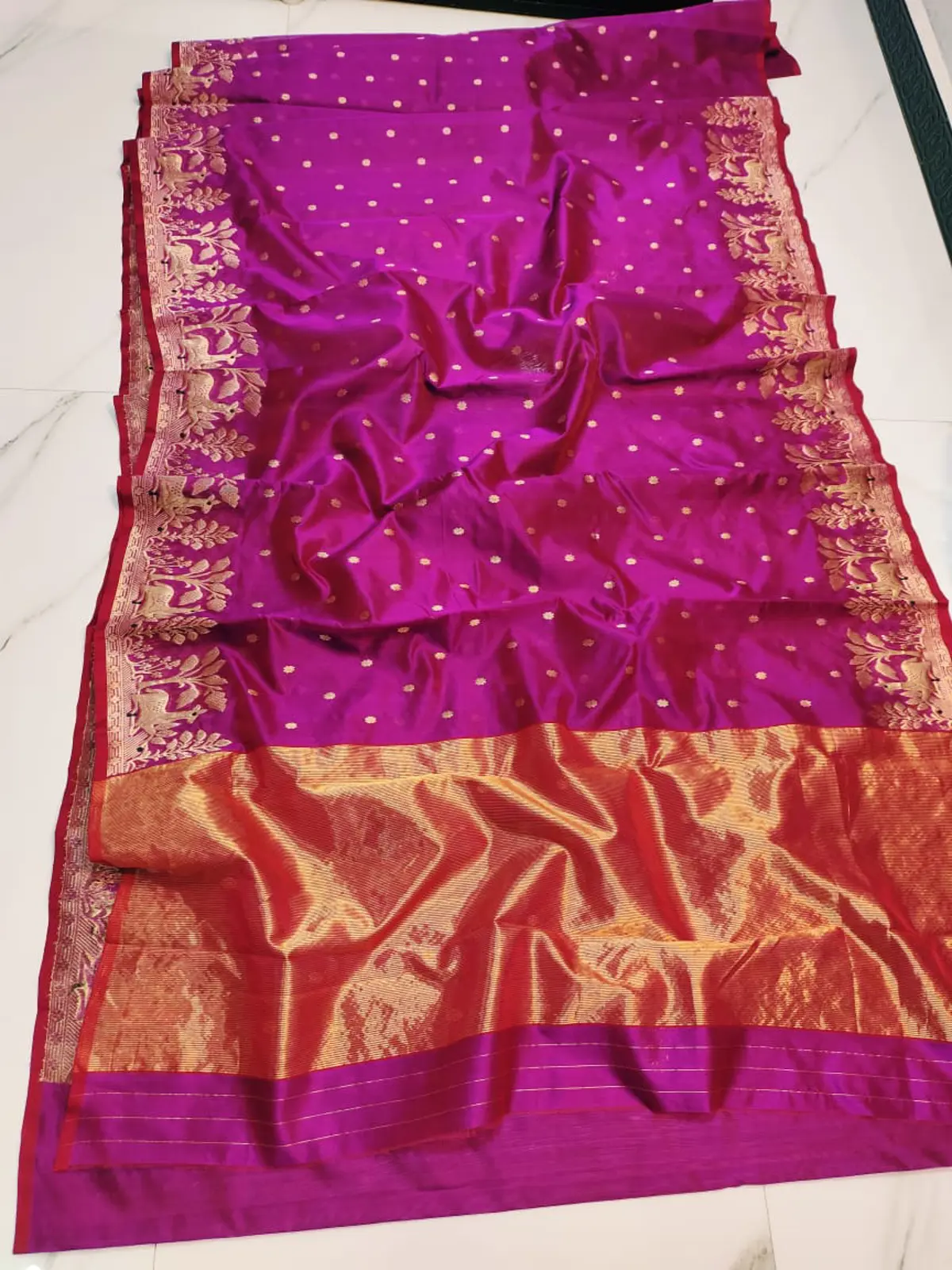 Handwoven Regal Fuchsia, Deep Maroon & Antique Gold Regal Fuchsia, Deep Maroon & Antique Gold Pattu Silk Saree - Authentic Chanderi Silk Saree Chanderi Saree - View 1