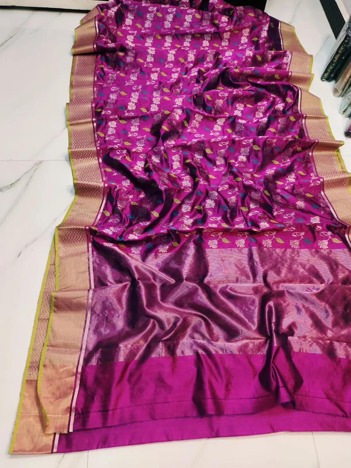 Handwoven Regal Magenta & Antique Gold Regal Magenta & Antique Gold Pattu Silk Saree - Authentic Chanderi Silk Saree Chanderi Saree - View 1