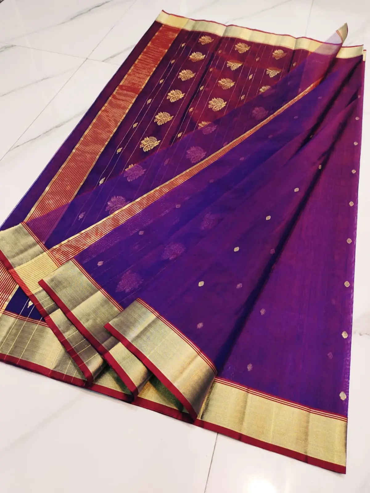 Handwoven Royal Amethyst & Antique Gold Royal Amethyst with Antique Gold Booti Chanderi Silk - Authentic Chanderi Silk Saree Chanderi Saree - View 5